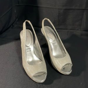 Worthington Women’s Dayne Peep Toe Silver Stiletto Heel